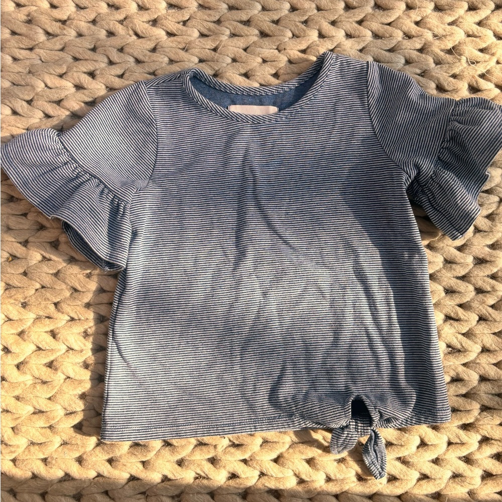 Cutest Mabel + Honey ruffle sleeve top